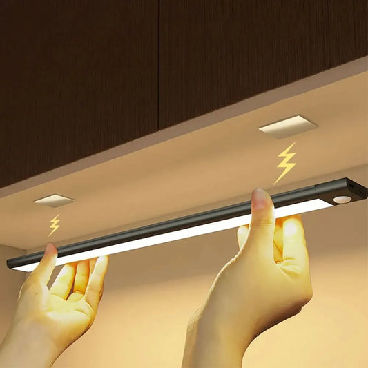 LED Schrankleuchte mit Bewegungsmelder – Wiederaufladbar via USB Typ C